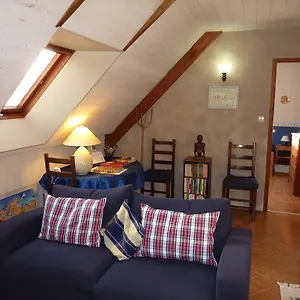  Couette-café Chambres D'hotes Ajoncs D'or France